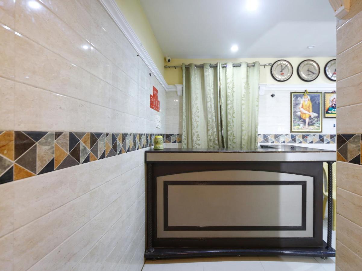 Madrasi Airport Hotel - Saibala Chennai Esterno foto