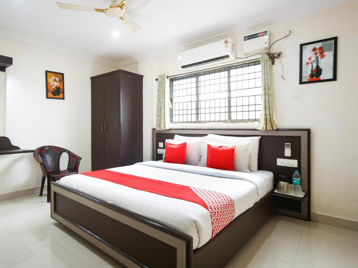 Madrasi Airport Hotel - Saibala Chennai Esterno foto
