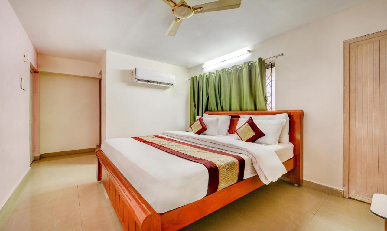 Madrasi Airport Hotel - Saibala Chennai Esterno foto