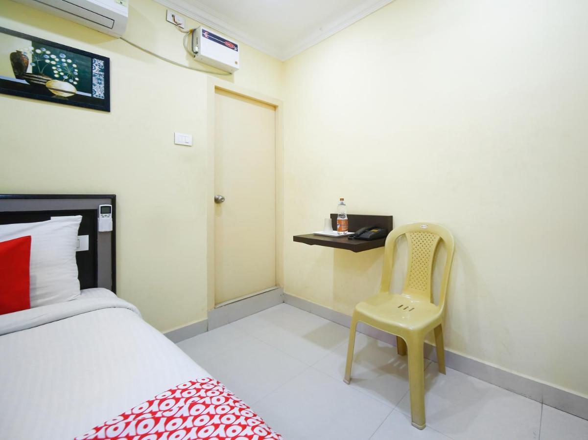 Madrasi Airport Hotel - Saibala Chennai Esterno foto